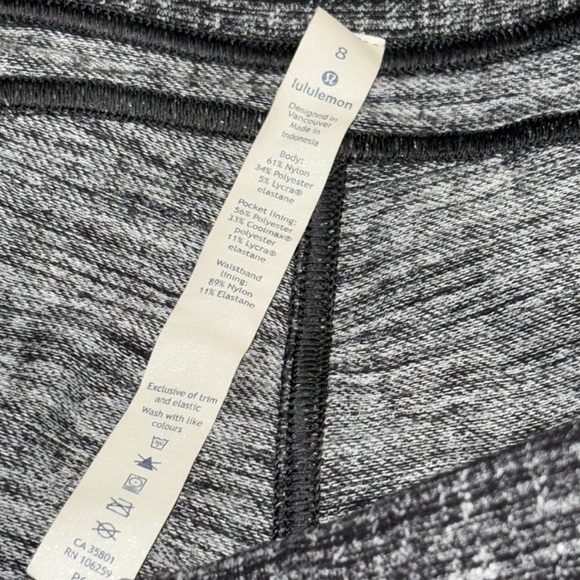 Lululemon Run On Jogger in Ringspun Denim, sz 8 - Picture 10 of 10